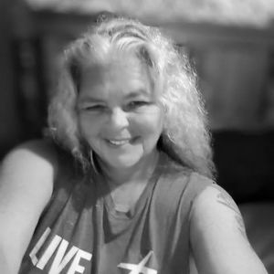 Meet your Posher, Verda sissy